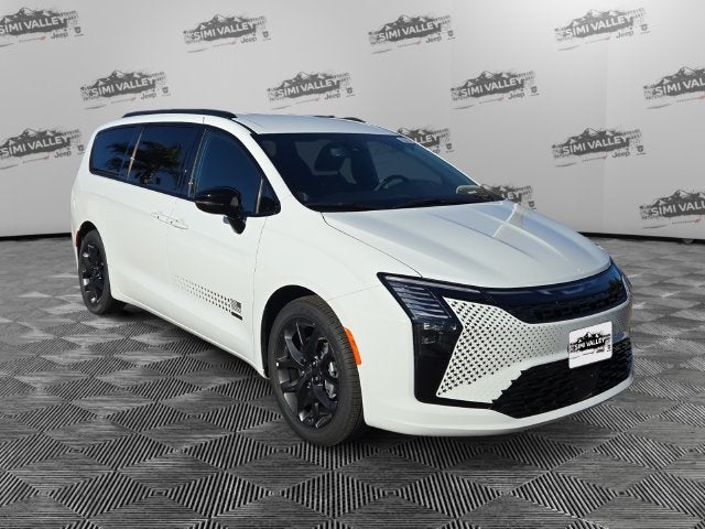 2027 Chrysler Pacifica Select
