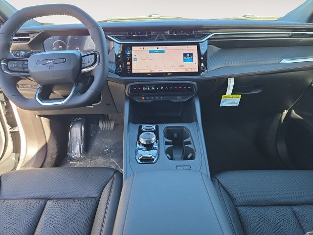 2027 Jeep Cherokee Overland