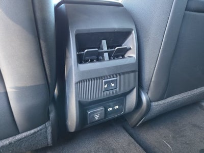 2027 Jeep Cherokee Overland