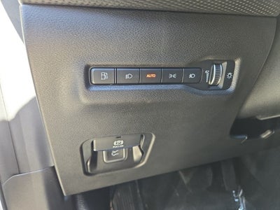 2027 Jeep Cherokee Overland