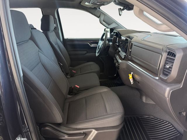 2023 Chevrolet Silverado 1500 LT LT1