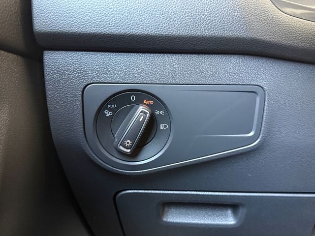 2023 Volkswagen Tiguan 2.0T SEL R-Line