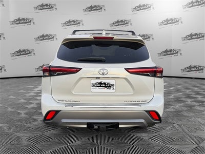 2021 Toyota Highlander Platinum