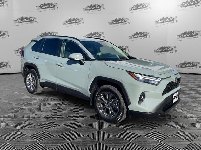 2023 Toyota RAV4 Hybrid XLE Premium