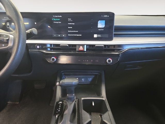 2025 Kia K5 LXS