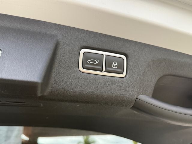 2023 Kia Sorento Plug-In Hybrid SX Prestige