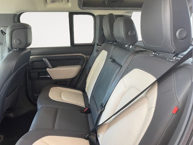 2024 Land Rover Defender 110 X-Dynamic SE