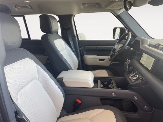 2024 Land Rover Defender 110 X-Dynamic SE