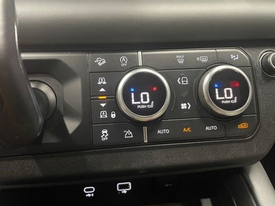 2024 Land Rover Defender 110 X-Dynamic SE