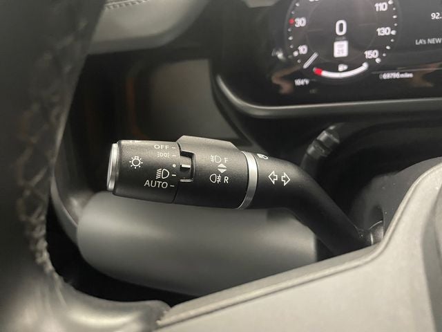 2024 Land Rover Defender 110 X-Dynamic SE
