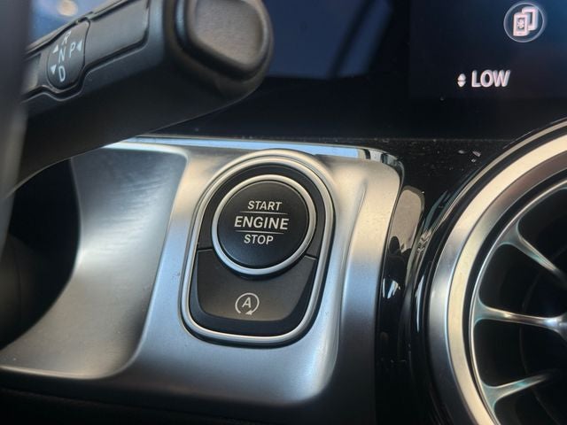 2023 Mercedes-Benz GLB GLB 250