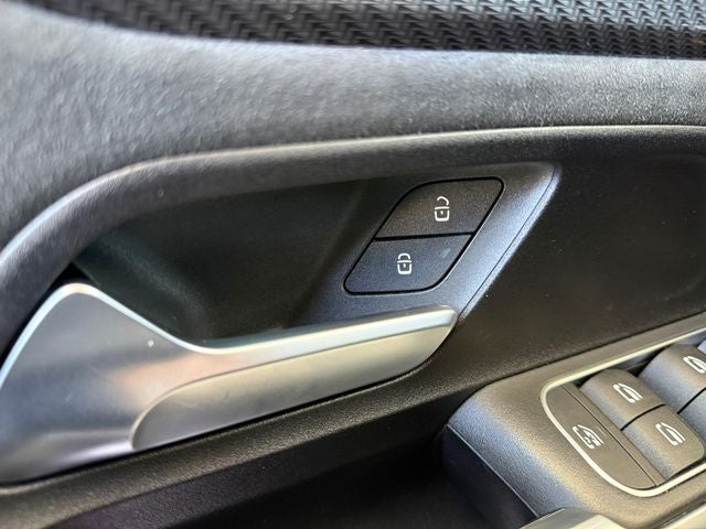 2023 Mercedes-Benz GLB GLB 250