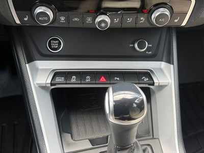 2024 Audi Q3 Premium quattro