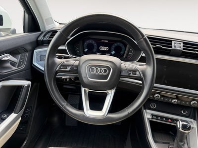 2024 Audi Q3 Premium quattro