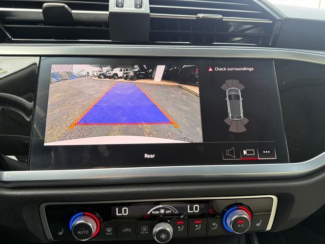 2024 Audi Q3 Premium quattro