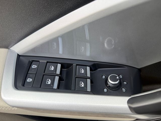 2024 Audi Q3 Premium quattro