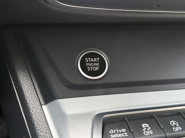 2024 Audi Q3 Premium quattro