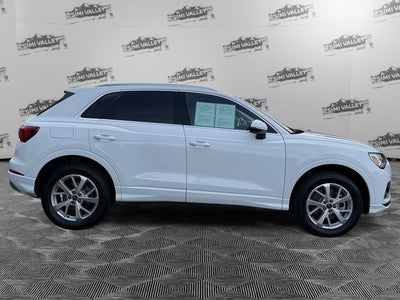 2024 Audi Q3 Premium quattro