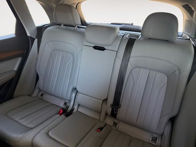 2022 Audi Q5 45 S line Premium quattro