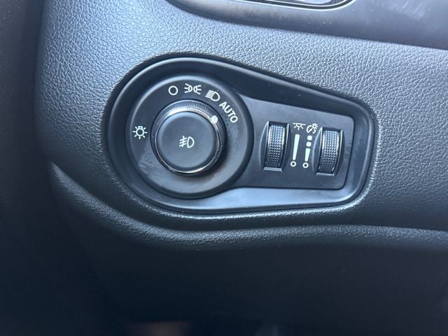 2023 Jeep Renegade Altitude
